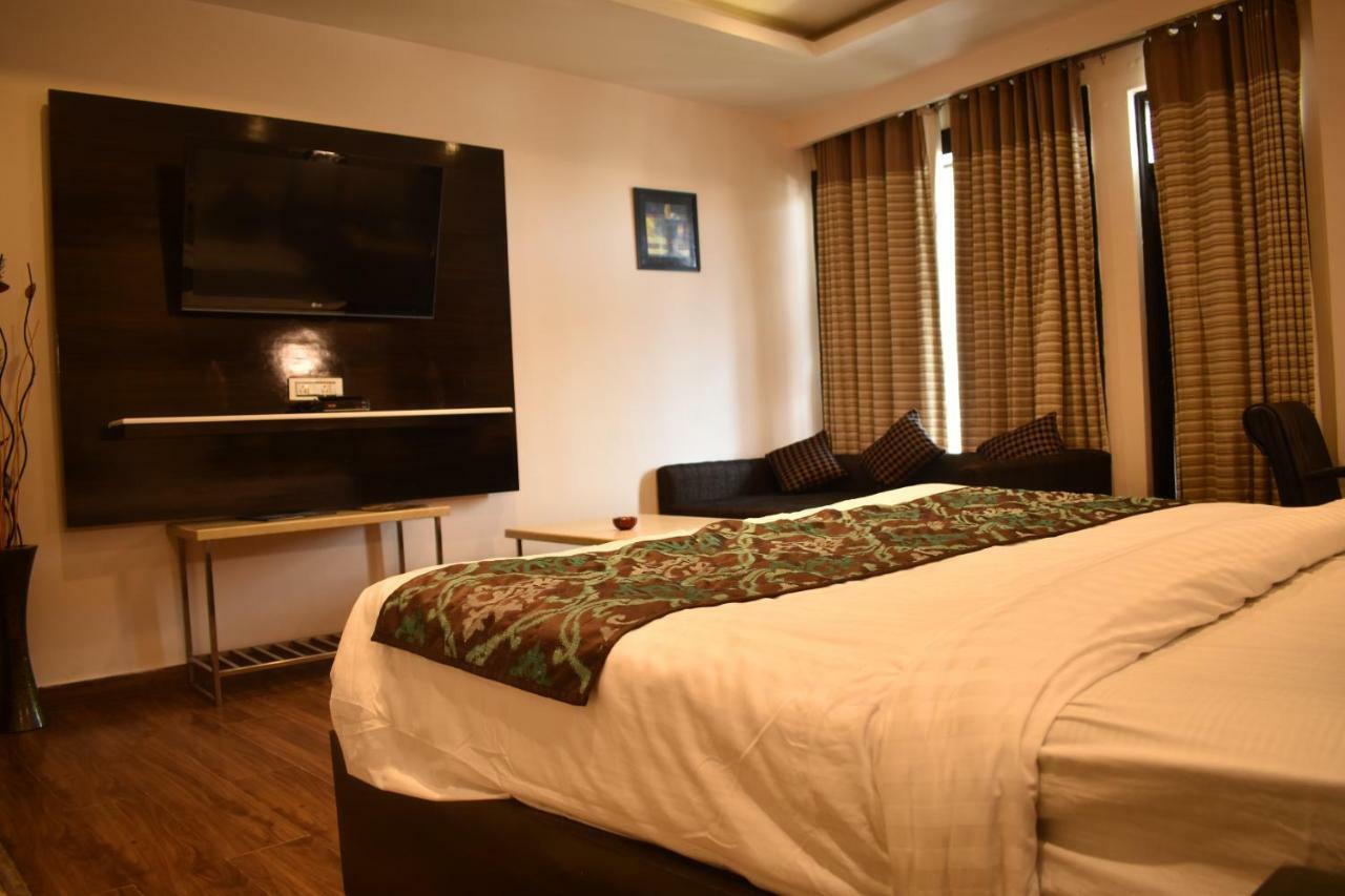 Hotel Black Magic Dharamshala Exterior photo