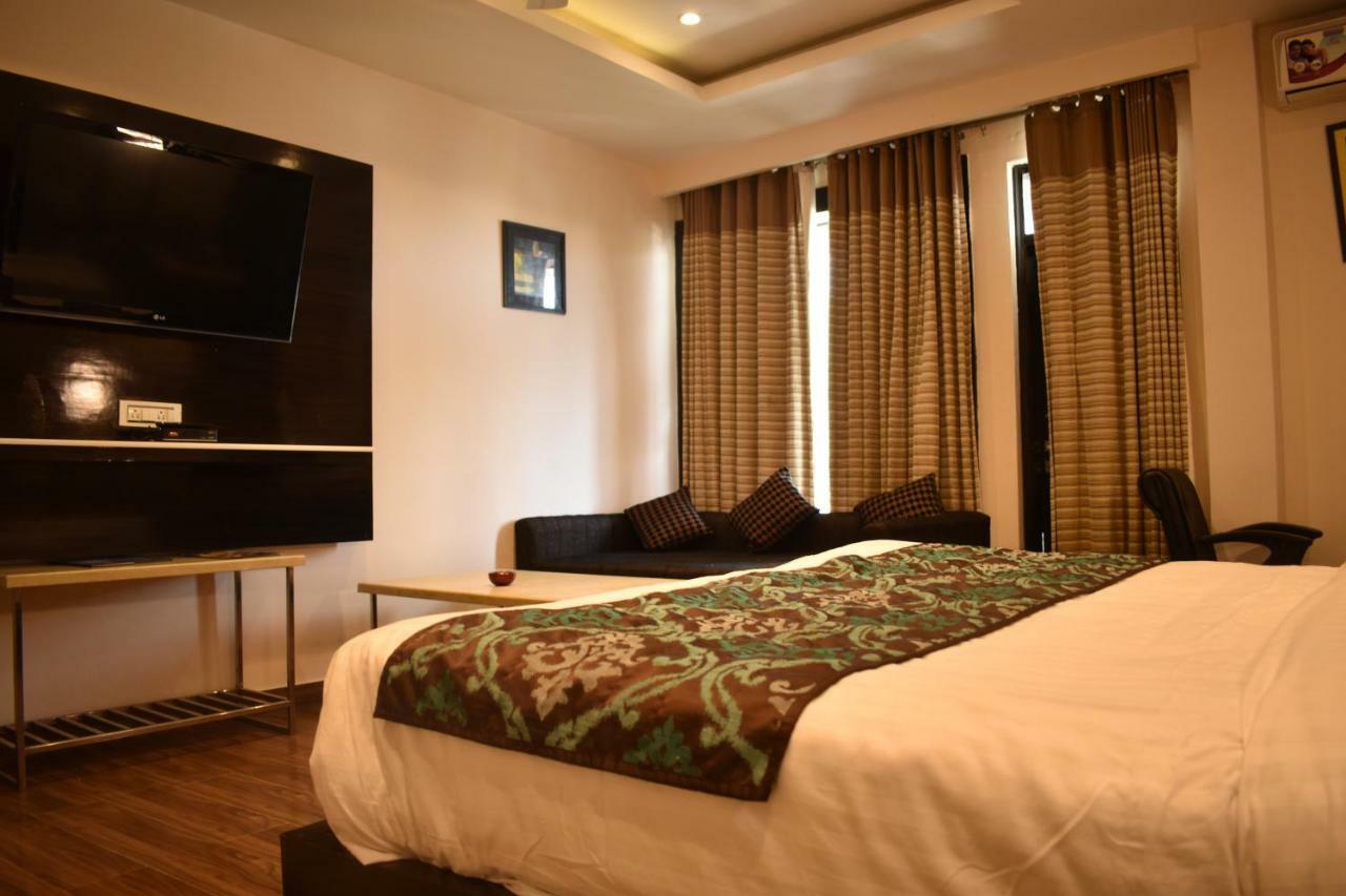 Hotel Black Magic Dharamshala Exterior photo